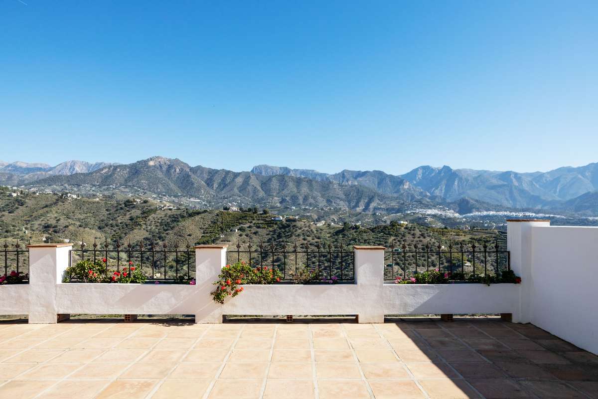 7-bed Villa in Torrox Pueblo