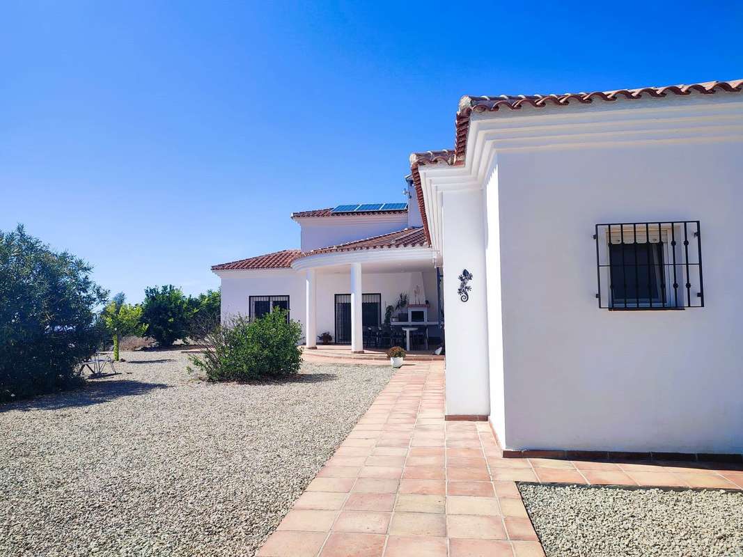 9-bed Townhouse in La Axarquía