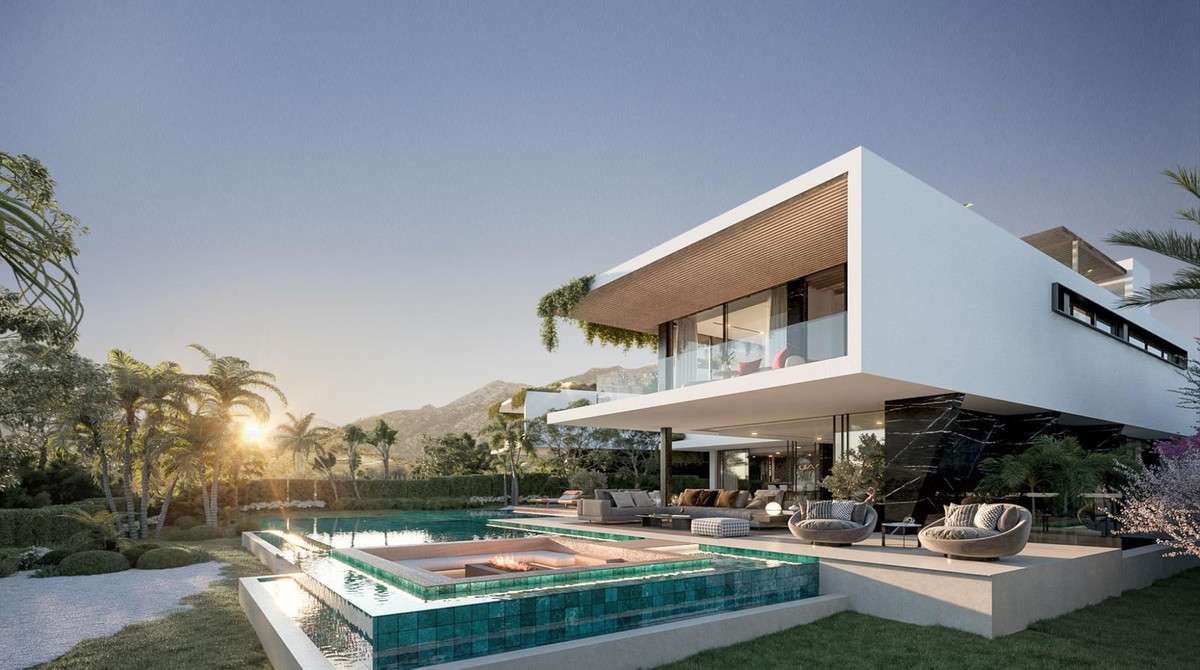5-bed Villa in Marbella