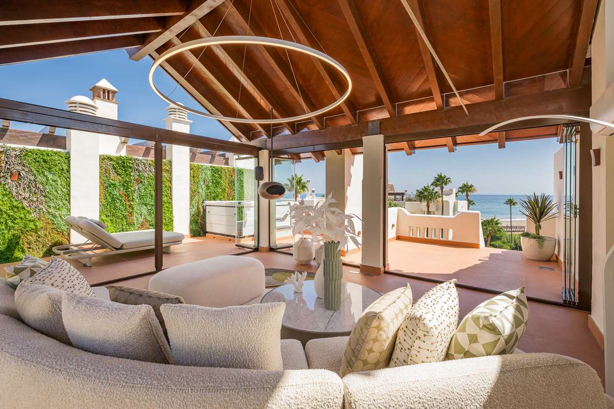 3-bed Apartment in Estepona