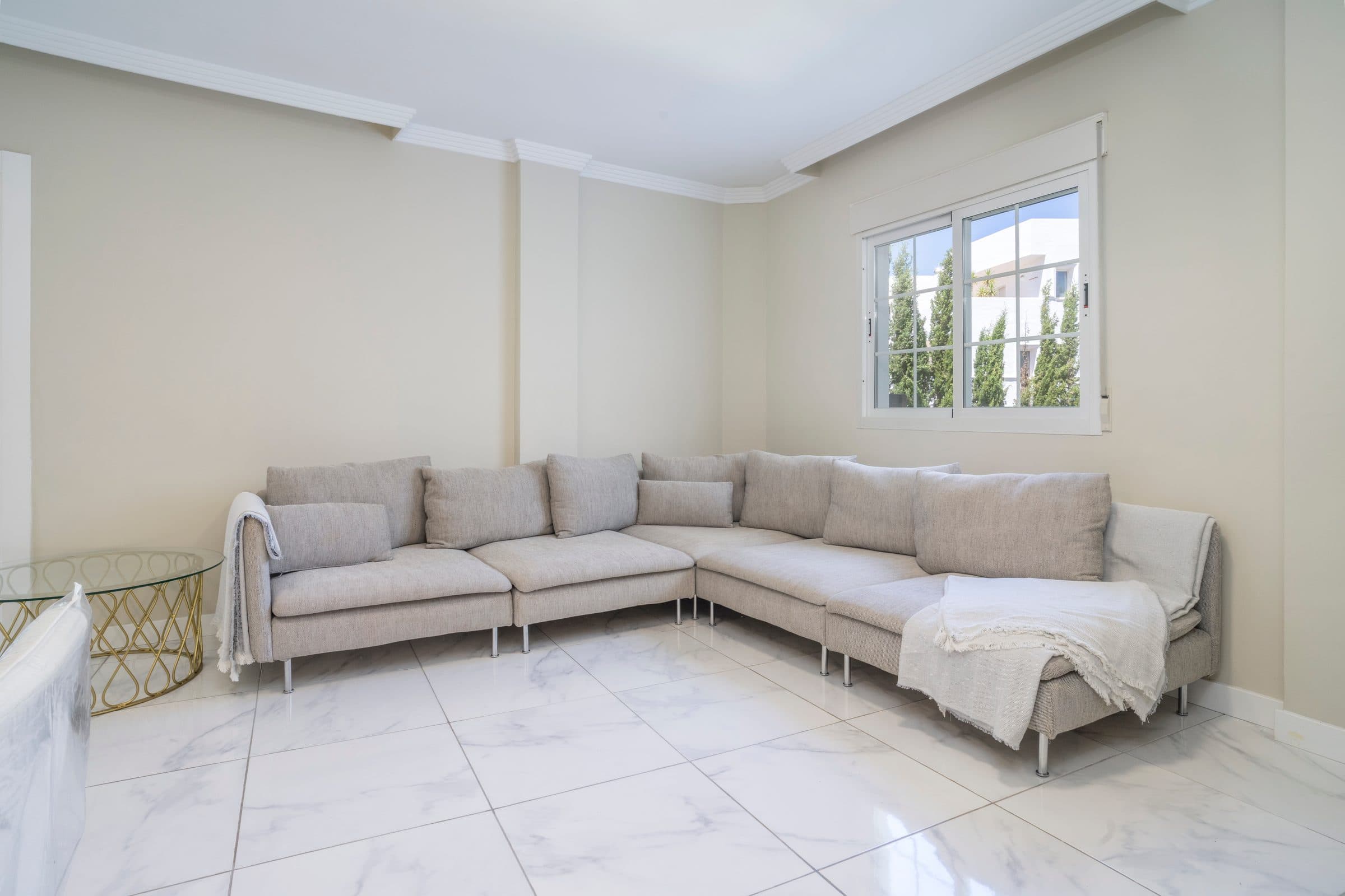 2-bed Apartment in Nueva Andalucía