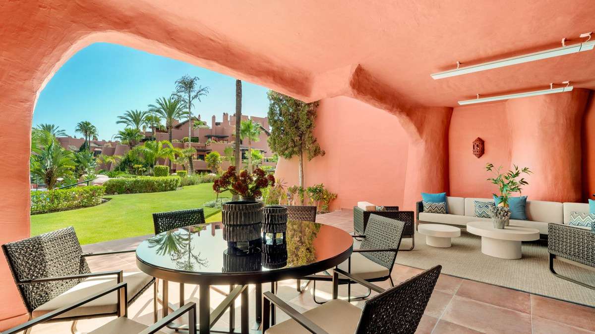 3-bed Apartment in Estepona