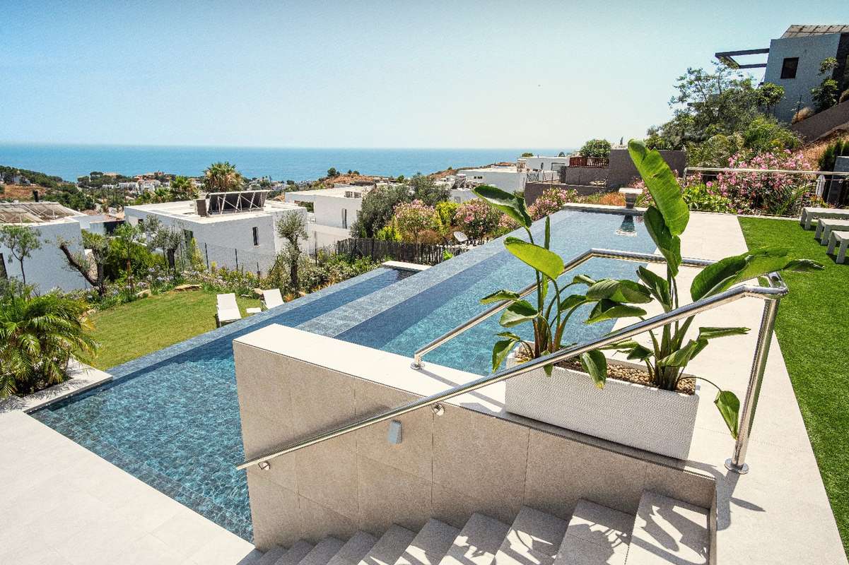 6-bed Villa in Mijas