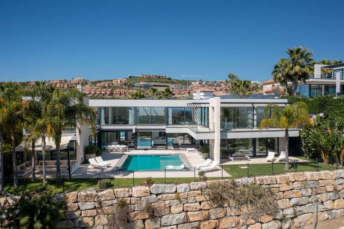 5-bed Villa in Benahavís