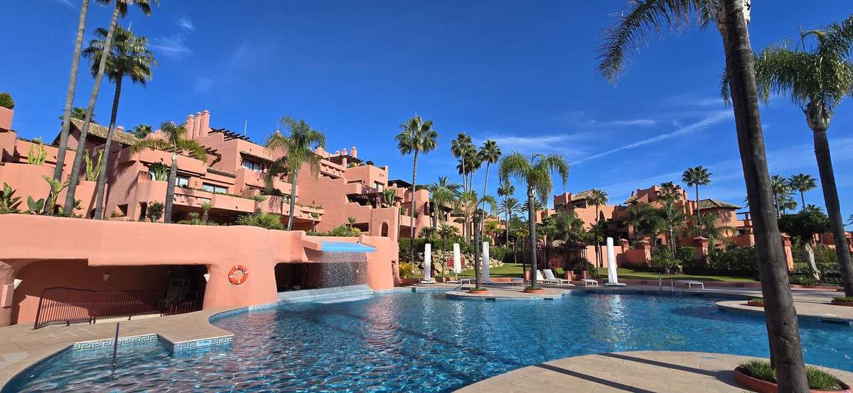 2-bed Apartment in Estepona