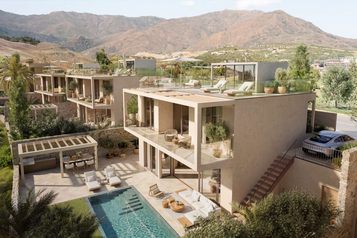 4-bed Villa in Estepona