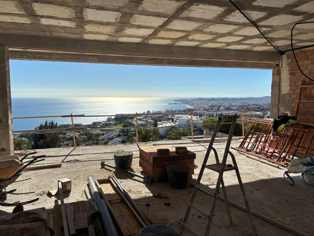 5-bed Villa in Benalmádena