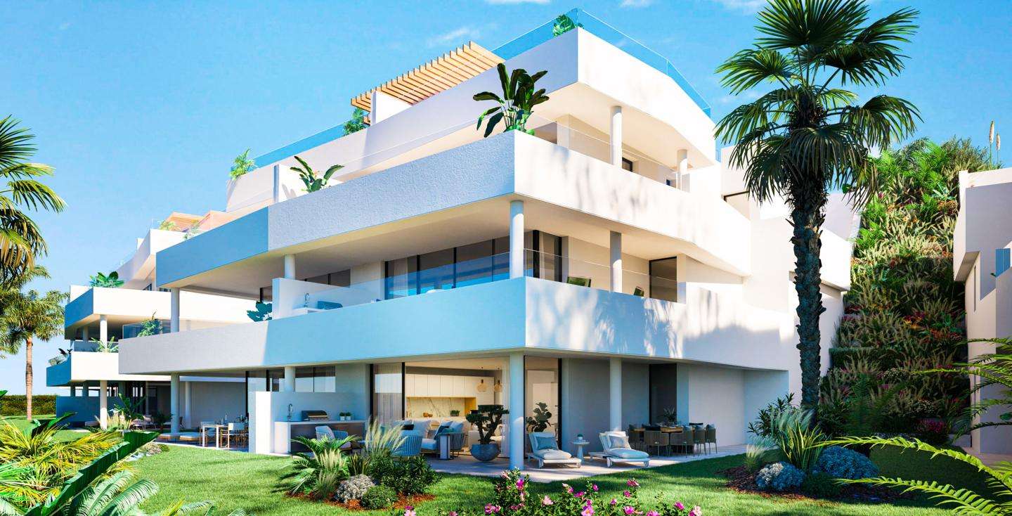 4-bed Apartment in Estepona