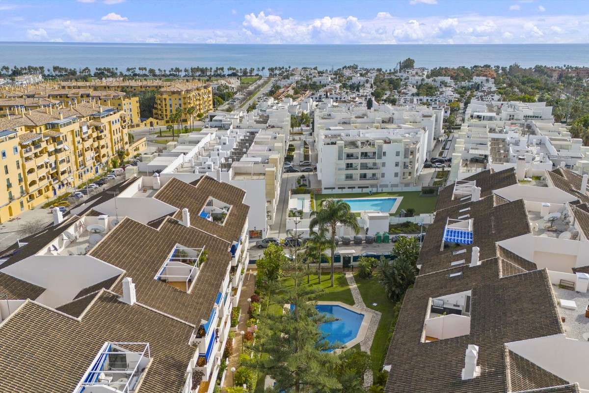4-bed Apartment in San Pedro de Alcántara
