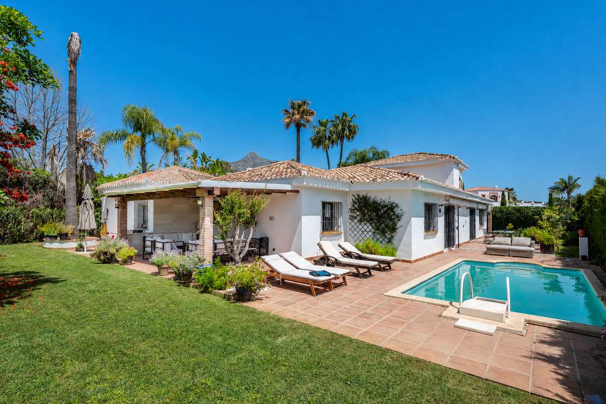 4-bed Villa in Marbella