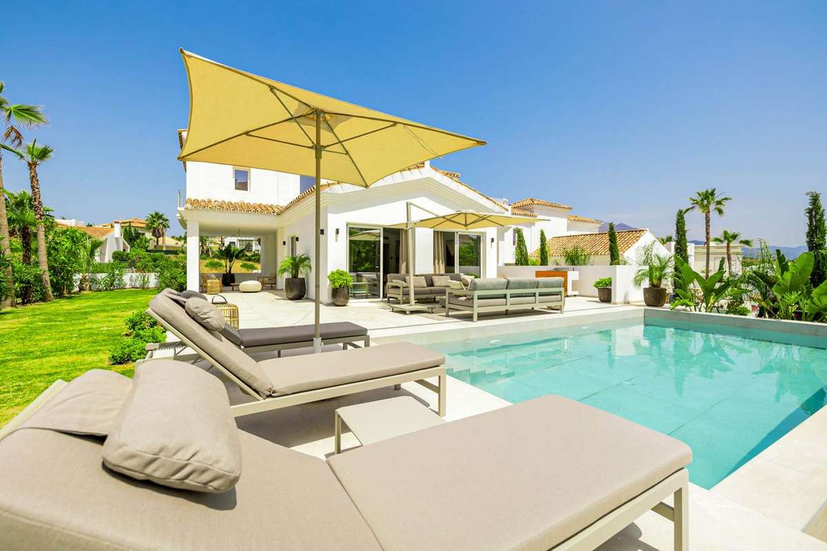 4-bed Villa in Casares