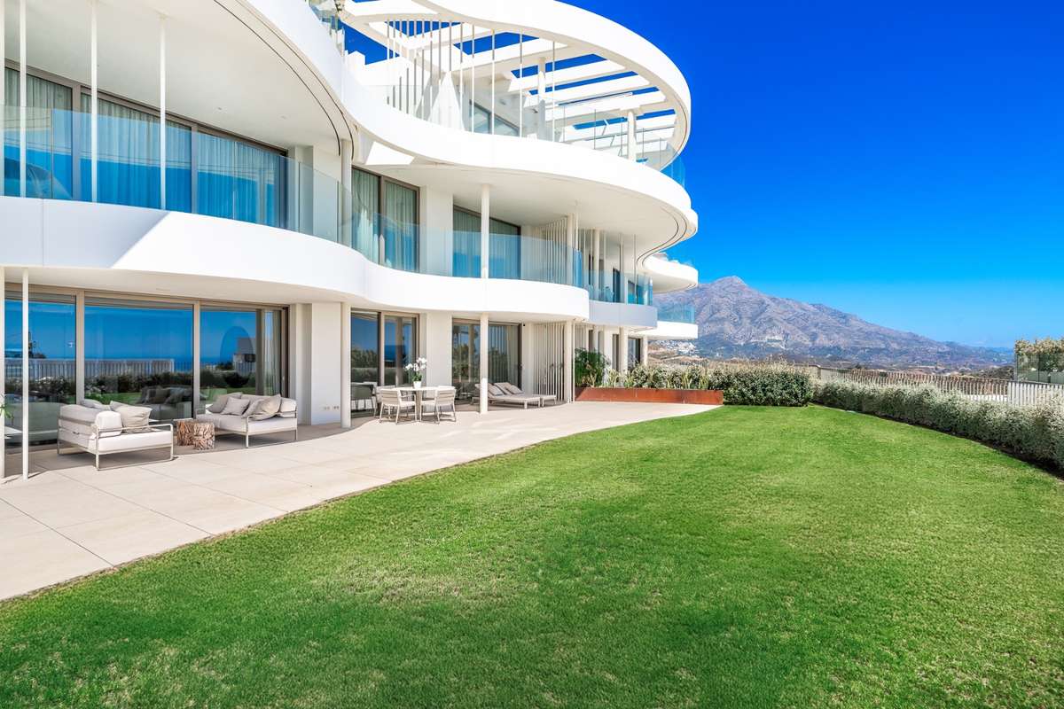 2-bed Apartment in La Quinta