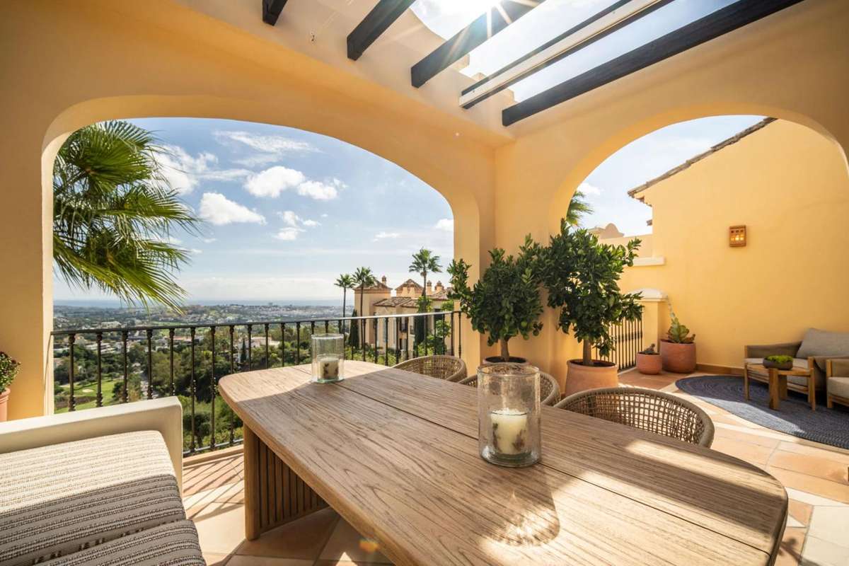 3-bed Apartment in La Quinta