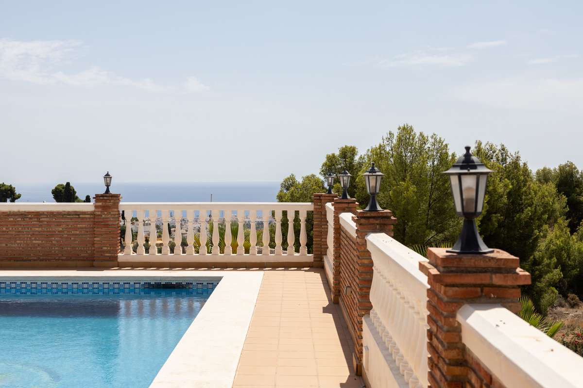 5-bed Villa in La Axarquía