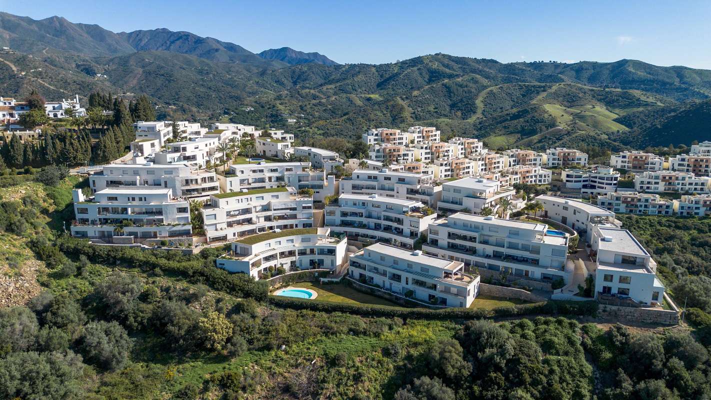 3-bed Apartment in Los Monteros