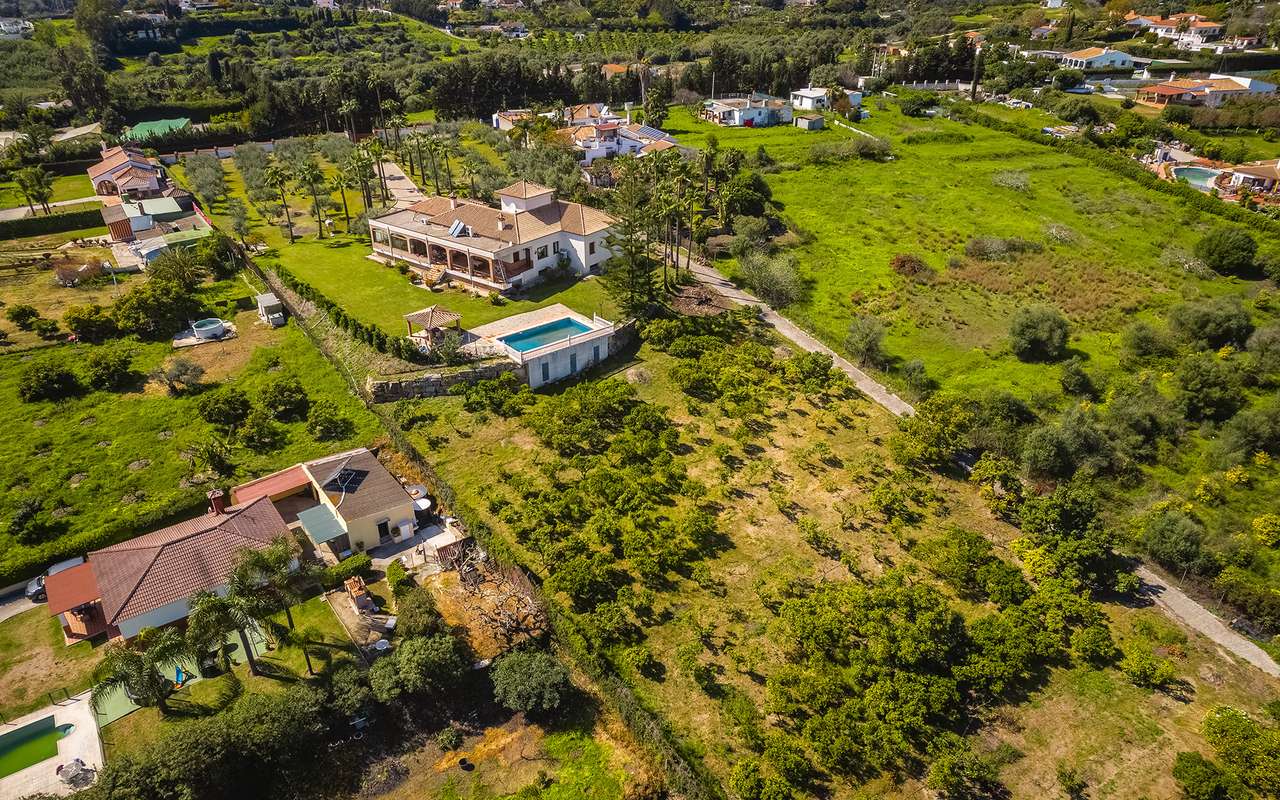 4-bed Villa in Estepona