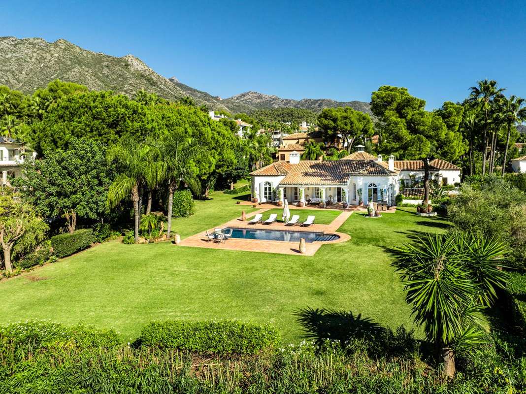7-bed Villa in Marbella
