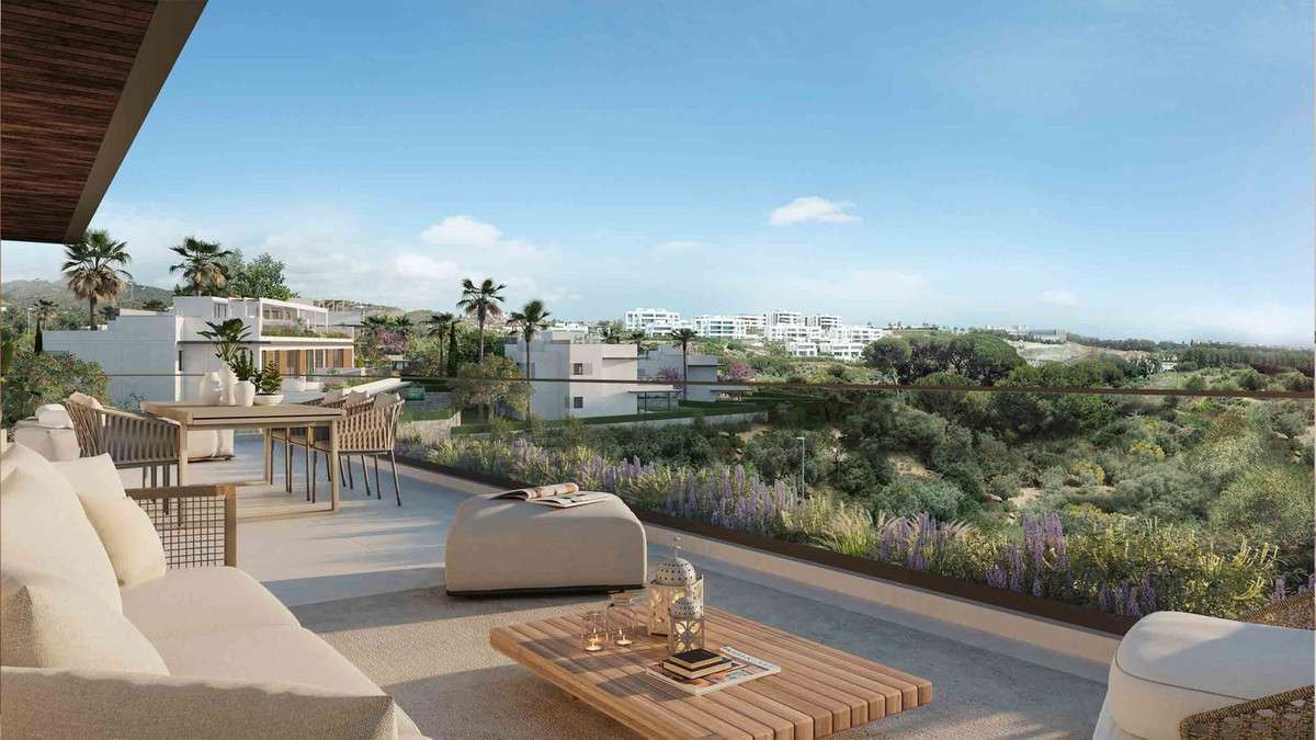 3-bed Apartment in Los Monteros