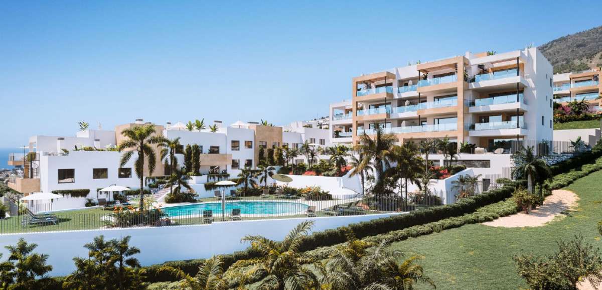 3-bed Apartment in Benalmádena