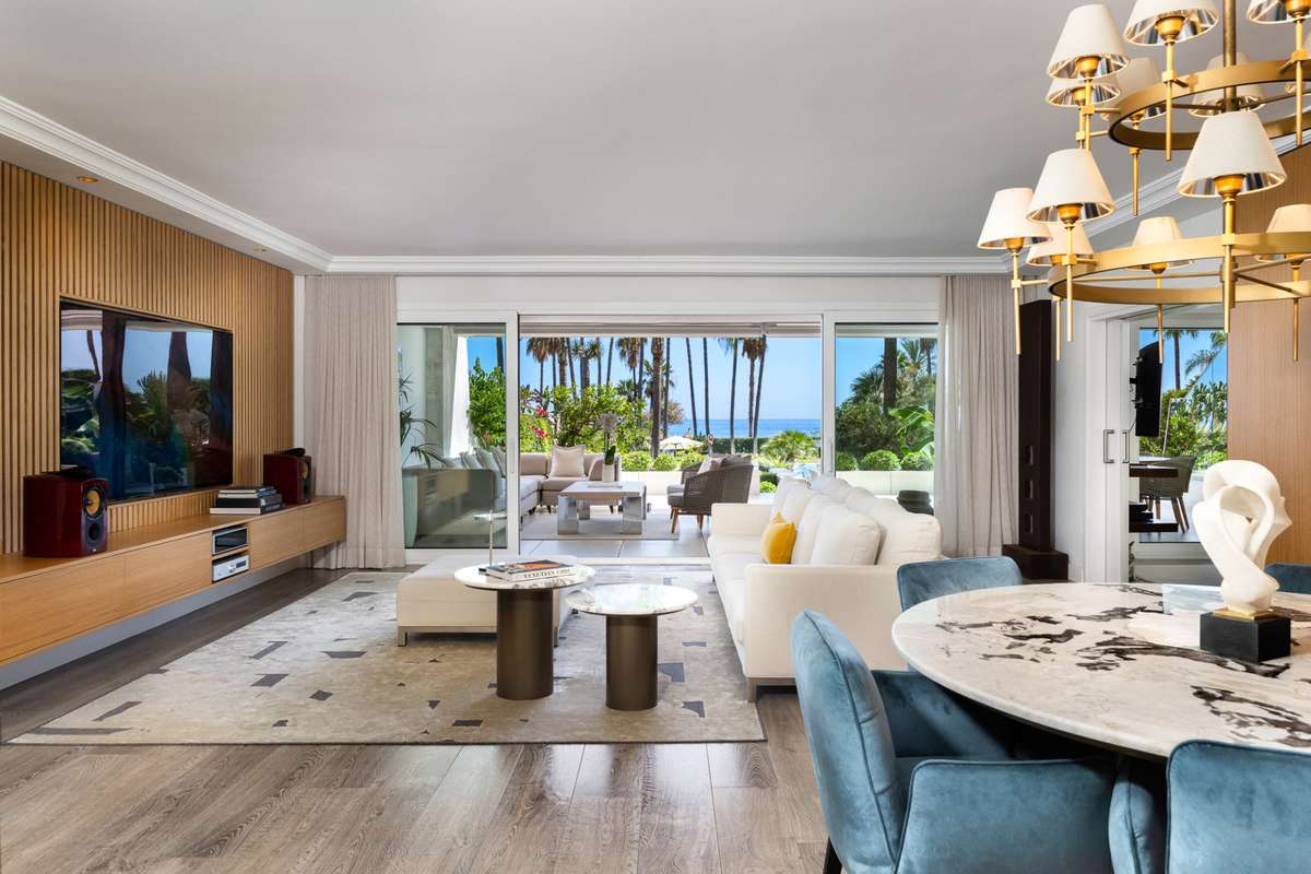 3-bed Apartment in Nueva Andalucía