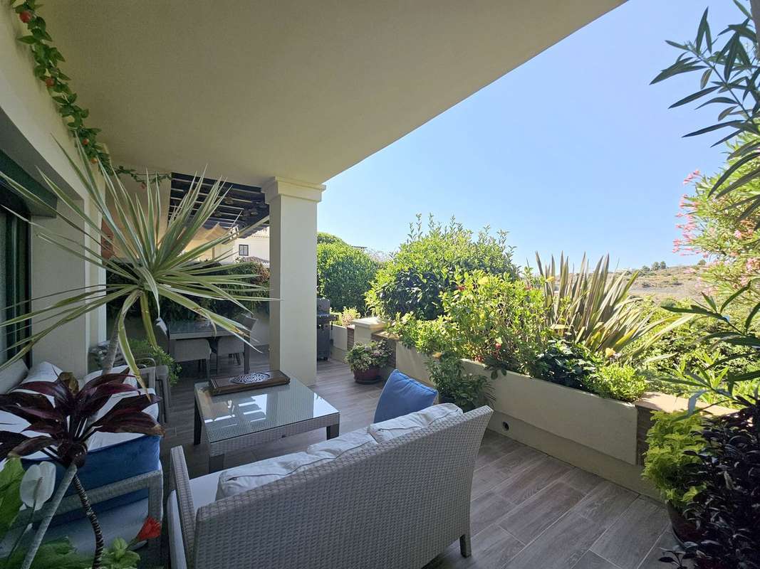 5-bed Apartment in Benahavís