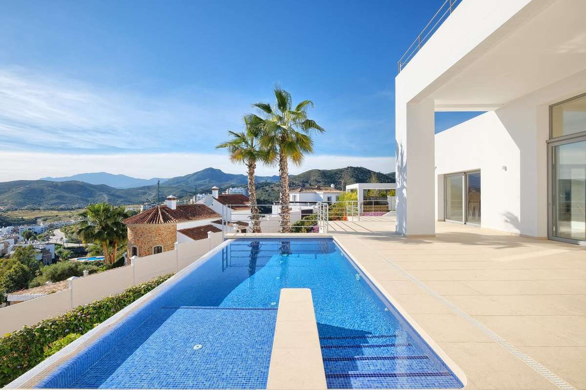 4-bed Villa in Benahavís