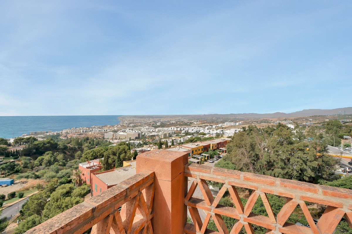 3-bed Apartment in Benalmádena