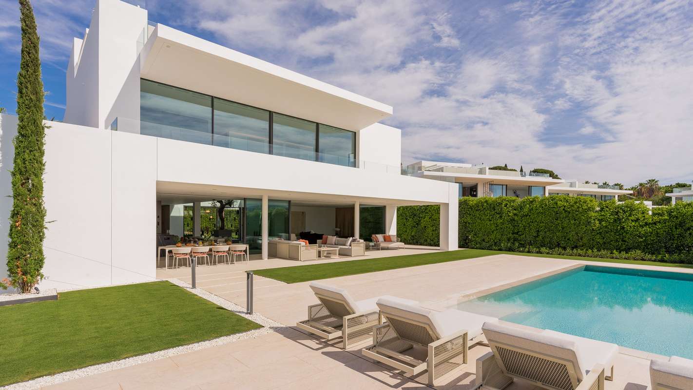 5-bed Villa in Marbella