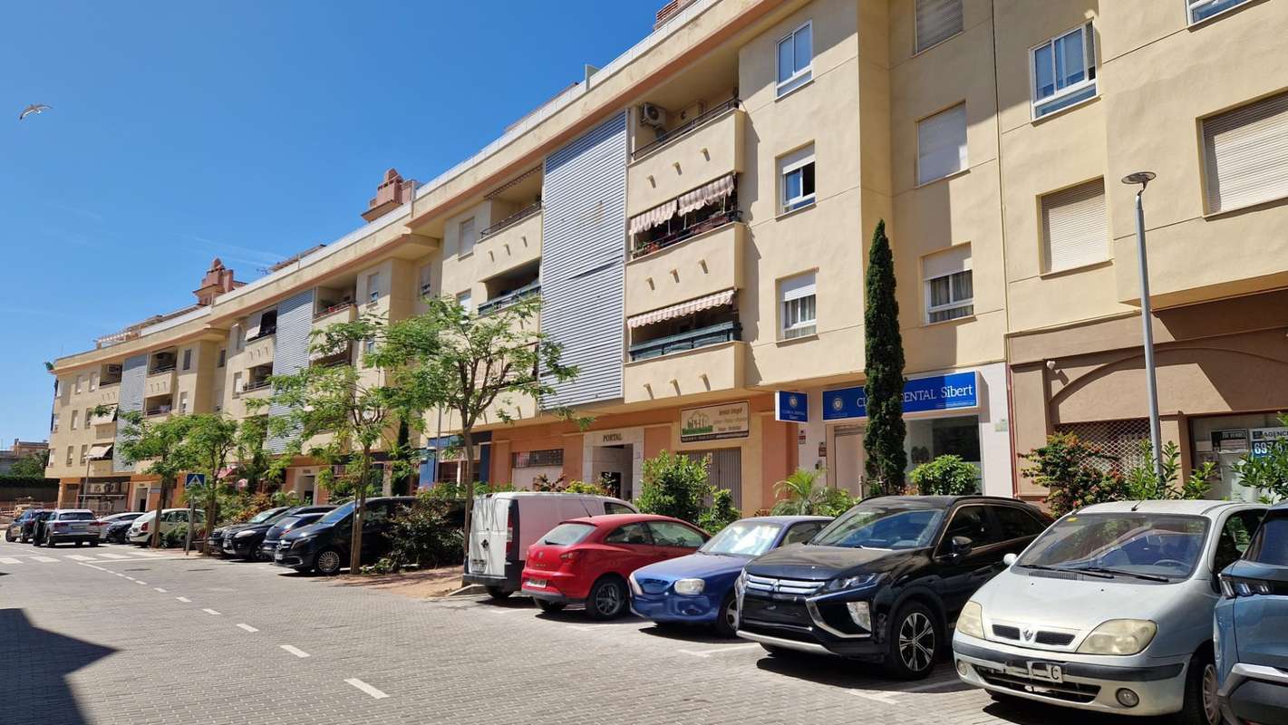 4-bed Apartment in Estepona