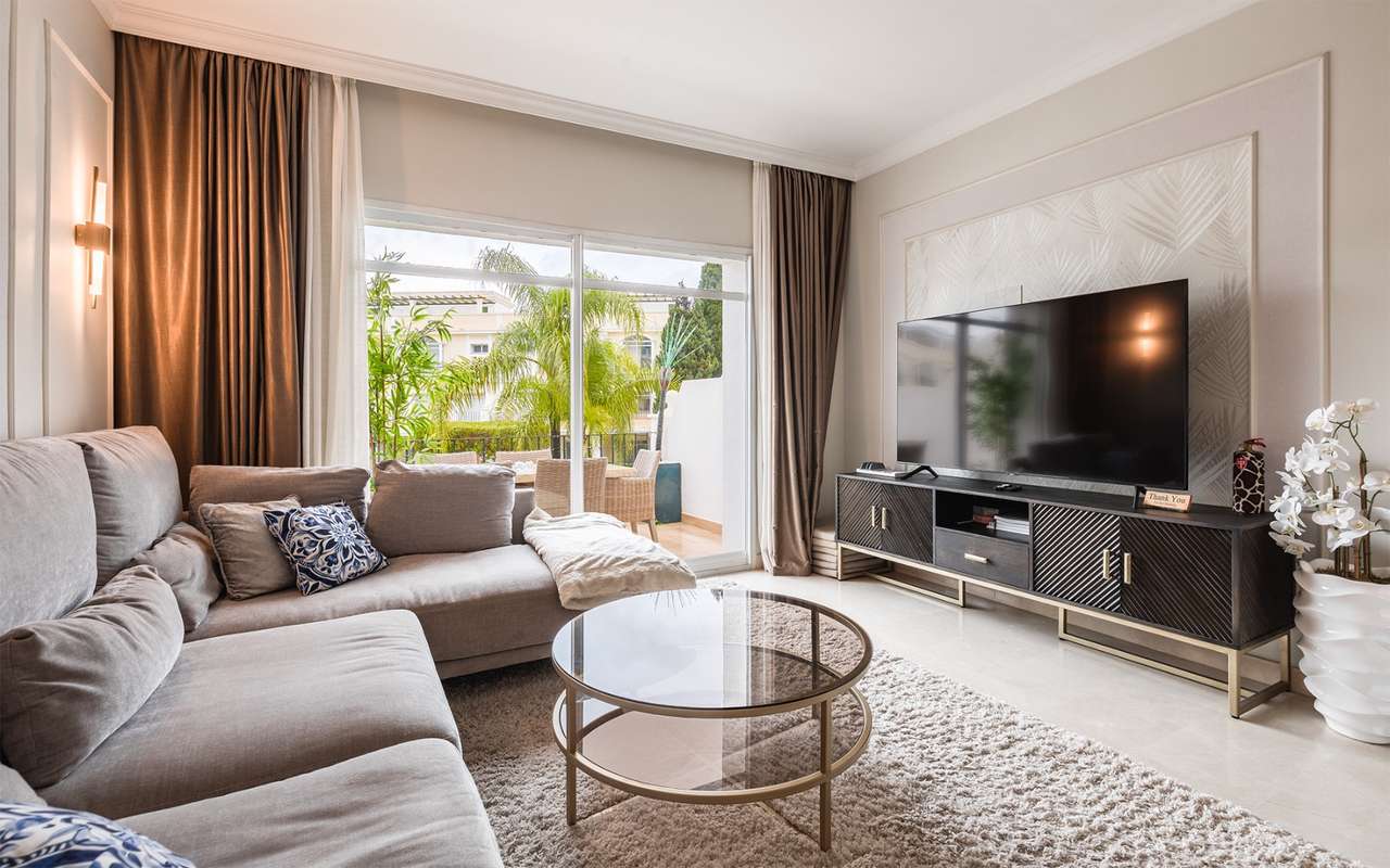 3-bed Apartment in Nueva Andalucía
