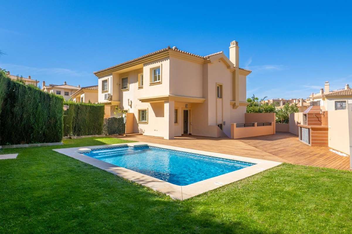 4-bed Townhouse in Fuengirola