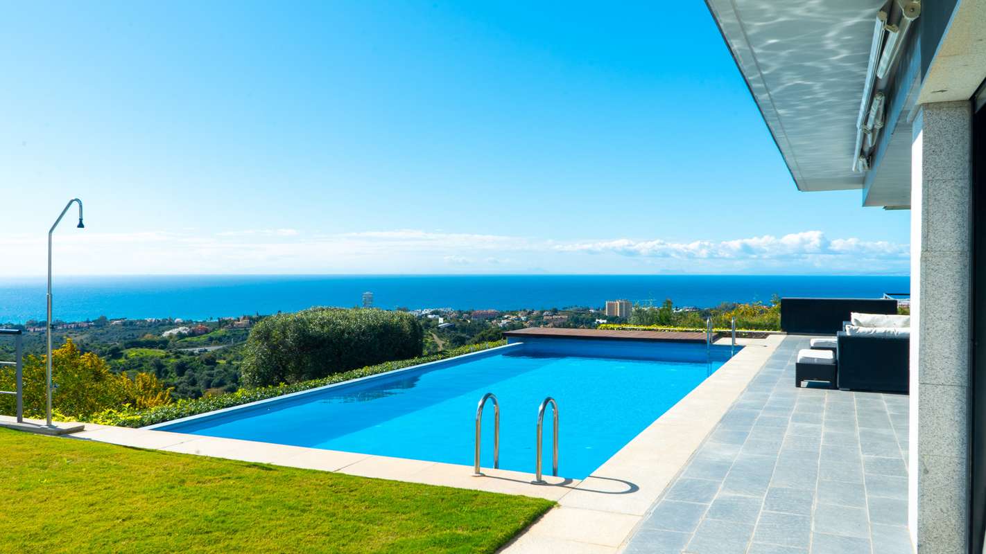 5-bed Villa in Los Monteros