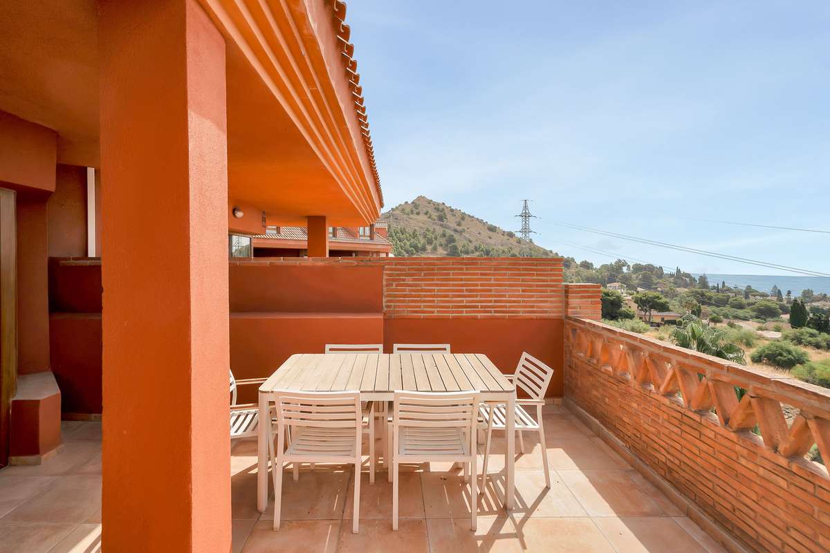 3-bed Apartment in Benalmádena