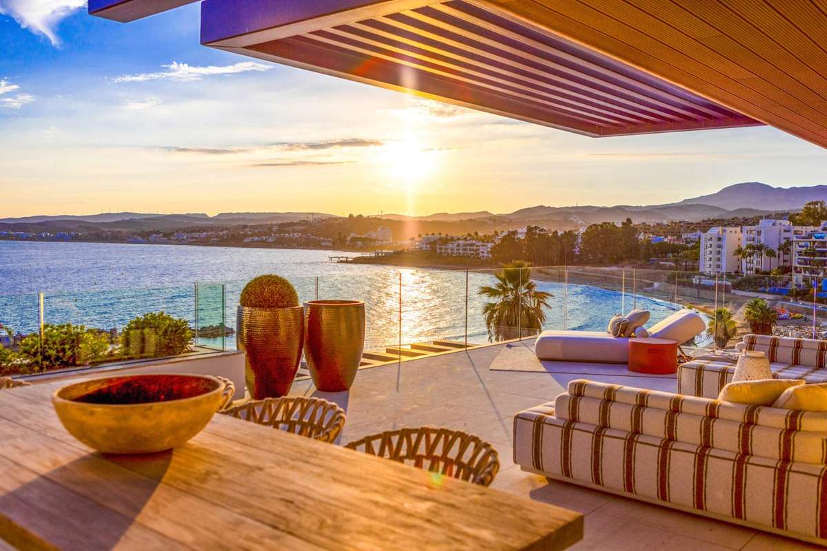 3-bed Apartment in Estepona