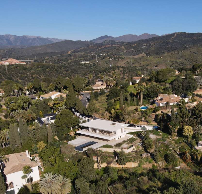 7-bed Villa in Marbella Este