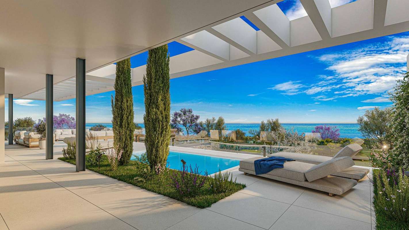 4-bed Apartment in Los Monteros