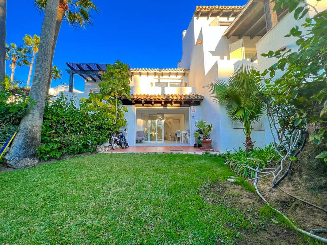 3-bed Townhouse in Estepona
